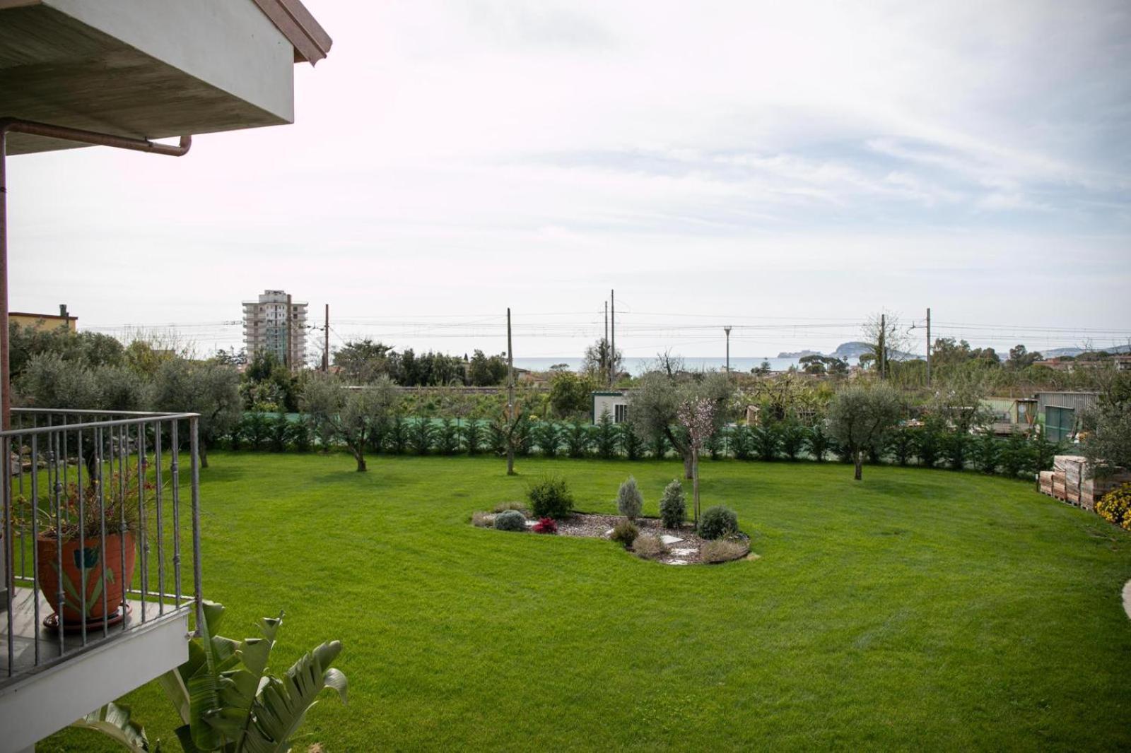 La Campagna Di Peppe E Tullia Bed & Breakfast Formia Exterior photo
